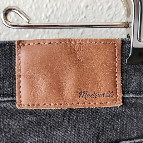 Madewell High Rise Dark Blue Jeans - Picture 5 of 5